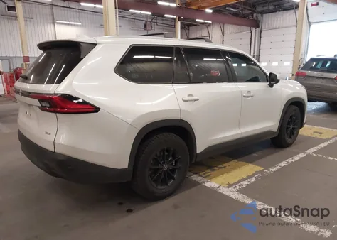 2024 Toyota Grand Highlander Hybrid Xle z USA, uszkodzony, nr VIN 5TDACAB57RS009055